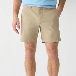 J.Crew 7" stretch chino short NWT Size 38